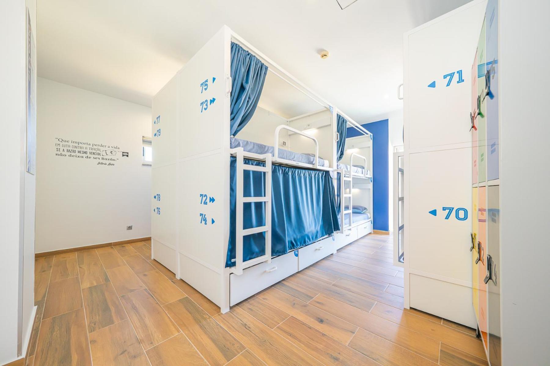 Hostel Supremo Armacao de Pera Ngoại thất bức ảnh